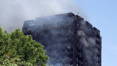 Pożar w Londynie: Premier zapowiada śledztwo. "Myślami jestem z ofiarami"