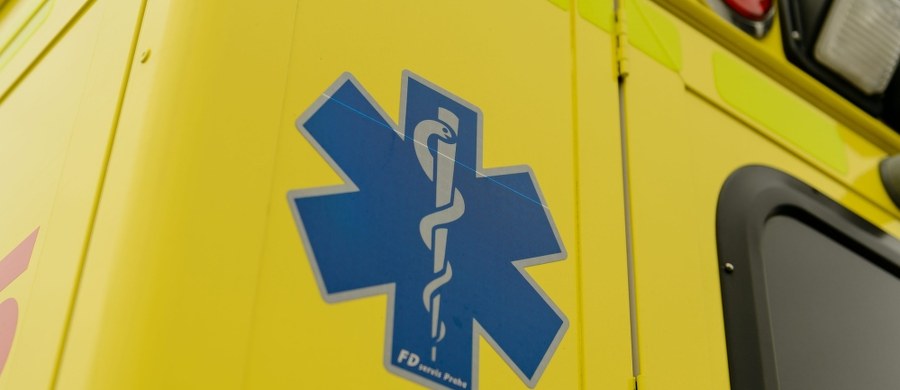 Jedna osoba nie żyje po wypadku z udziałem karetki koło Chojnic na Pomorzu. Na wysokości miejscowości Zbeniny karetka transportowa potrąciła rowerzystkę. Informacje dostaliśmy od was na Gorącą Linię RMF FM.