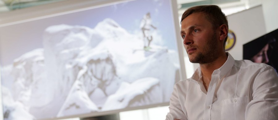 "To wyzwanie, które sobie rzuciłem, nie jest łatwe. To jest projekt, do którego przygotowywałem się od lat. W pewnym momencie stwierdziłem, że ten czas już nadszedł. Jestem gotowy" – mówi w specjalnej rozmowie z RMF FM Andrzej Bargiel, 29-letni zakopiański narciarz, który jako pierwszy chce zjechać z drugiego szczytu ziemi - K2. 