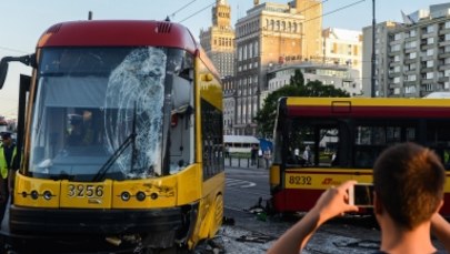 Warszawa: Autobusy wycofane z feralnego skrzyżowania. Doszło na nim do identycznych wypadków