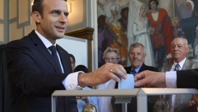 Francuskie media po wyborach: Macron ma parlament, o jakim marzył