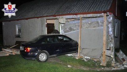 Lubelskie: 19-latek wbił się autem w ścianę domu