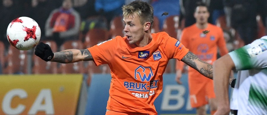 8 piłkarzy nie będzie dłużej grać w ekstraklasowym zespole Bruk-Bet Termalica Nieciecza. To Bartłomiej Babiarz, Wojciech Kędziora, Wołodymyr Kowal, Dawid Nowak, Kornel Osyra, Dalibor Pleva, Sebastian Ziajka i Krzysztof Pilarz.