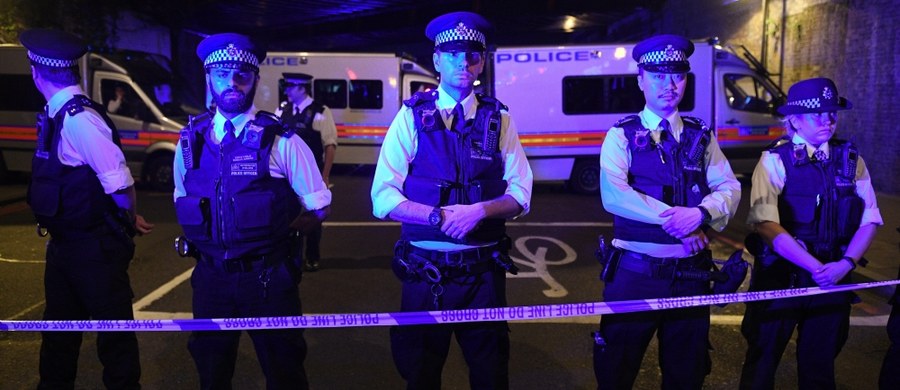 48-letni Darren Osborne z Cardiff w Walii to sprawca zamachu, do którego doszło w nocy przed meczetem w Londynie. Mężczyzna wjechał dostawczym samochodem w grupę muzułmanów wracających z modłów w meczecie. 