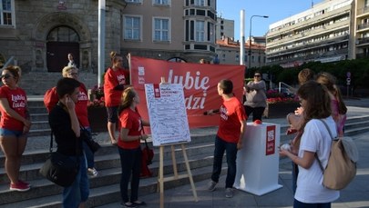 Lubią ludzi i pokażą to w całej Polsce!