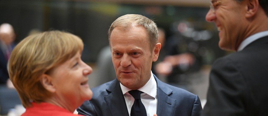 ​Szef Rady Europejskiej Donald Tusk skrytykował w piątek ofertę w sprawie zagwarantowania praw obywateli UE przebywających w Wielkiej Brytanii, jaką przedstawiła premier Theresa May, oceniając, że jest poniżej oczekiwań.