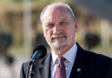 Antoni Macierewicz: Lot ministra obrony Rosji musi zostać przeanalizowany