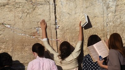 Bez zgody na wspólne modlitwy mężczyzn i kobiet przy Ścianie Płaczu