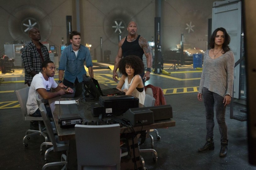 Jedna z gwiazd serii "Szybcy i wściekli" zagroziła, że nie wystąpi w żadnym kolejnym filmie serii. Michelle Rodriguez stawia producentom i scenarzystom warunki.