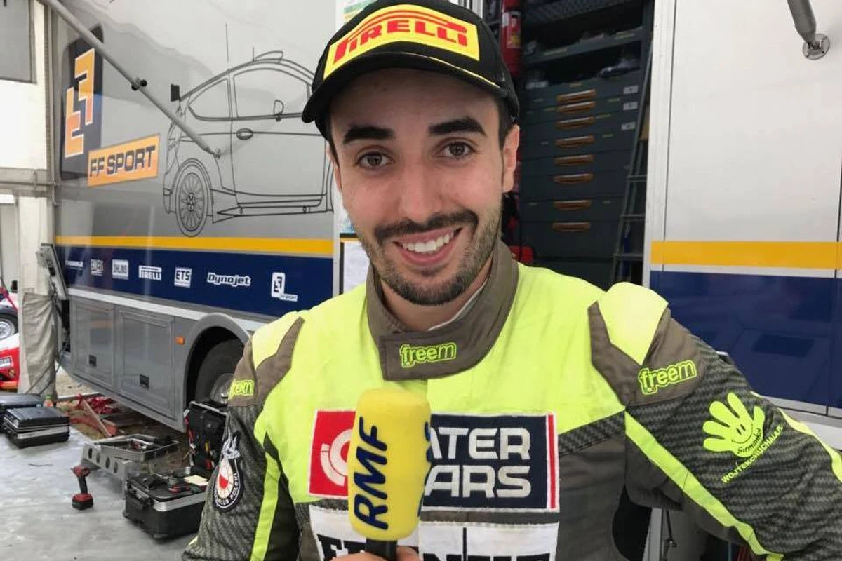 "To był piekielnie trudny rajd. Nigdy nie startowałem w tak długich i trudnych zawodach. Koncentracja na najwyższym poziomie musiała być w zasadzie cały czas. Chwila dekoncentracji mogła się skończyć za drogą" - powiedział w rozmowie z Janem Kałuckim Wojciech Chuchała po zakończonym dziś 74. Rajdzie Polski. Chuchała zajął najwyższe, 6. miejsce spośród rajdowców z Polski. "Bardzo się cieszymy z naszego wyniku, że jesteśmy najszybszymi Polakami. Troszkę brakowało nam szczęścia. Niestety, to jest brutalny sport, gdzie samochód żyje czasem swoim życiem i potrafi zawieść" - dodał rajdowiec w rozmowie z dziennikarzem  RMF FM. 