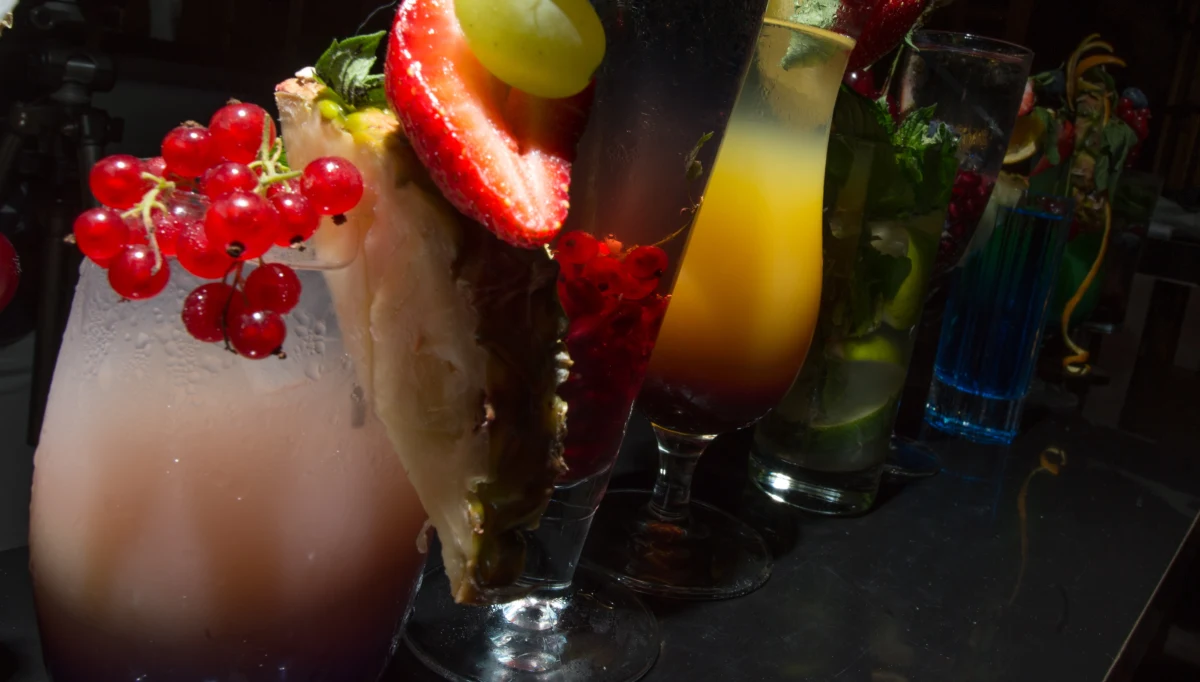 Bez przedstawienia zarzutów zwolnione zostały 22 kobiety, które z piątku na sobotę zatrzymano w klubie Obsesion w Gdańsku. To była pierwsza tak duża akcja policji i prokuratury wymierzona w klub, w którym klientom do drinków dodawne miały być środki psychoaktywne. Weekendowe działania potwierdziły te podejrzenia. 