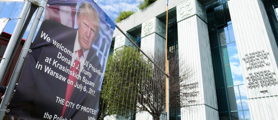 Przemówienie prezydenta USA Donalda Trumpa na pl.Krasińskich w Warszawie jest przedstawiane przez stronę amerykańską jako wystąpienie programowe. Ma dotyczyć polityki bezpieczeństwa, Europy i stosunków polsko-amerykańskich - powiedział szef gabinetu prezydenta Krzysztof Szczerski.