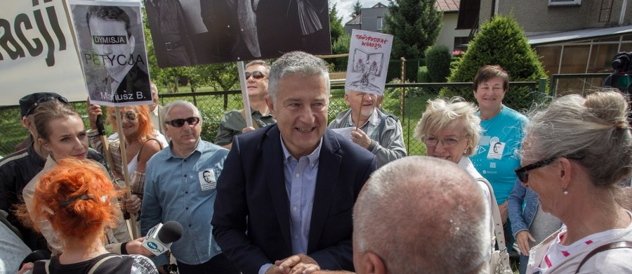"Ja bym bardzo chciał i nawet głęboko jestem przekonany, że PiS przegra. Że my obywatele potrafimy się sprzeciwić. Problem polega na tym, że nie ma kto wygrać” – stwierdził w TVN24 były opozycjonista Władysław Frasyniuk. Jego zdaniem "dziś mamy sytuacje, w której obywatele zachowują się znakomicie, a przywódcy nie pamiętają o swoim mandacie".