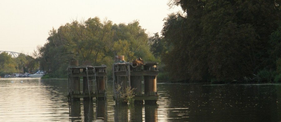Około 10 wznowione zostały poszukiwania 12-latka, który wczoraj wpadł do jeziora Kałębie w powiecie Starogardzkim na Pomorzu. Chłopiec zaginął podczas pływania kajakiem z partnerem swojej babci. 