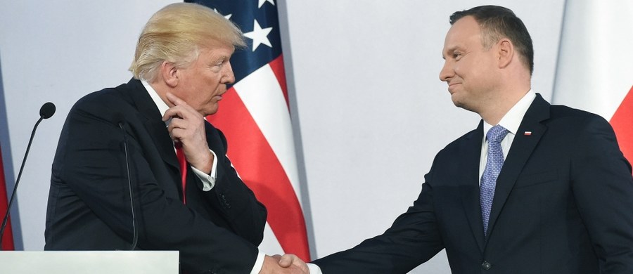 Wizyta prezydenta USA Donalda Trumpa w Warszawie była sygnałem dla liderów zachodnioeuropejskich - ocenia rosyjski dziennik "Kommiersant". Gazeta podkreśla, że wystąpienie w Warszawie było pierwszym publicznym przemówieniem Trumpa do mieszkańców UE.