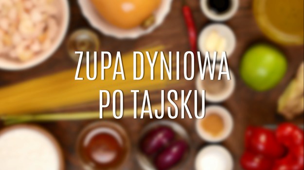 Zupa dyniowa po tajsku to przepis na zupę, która posmakuje wszystkim - nawet tym, którzy do tej pory podchodzili z rezerwą do orientalnych dań kuchni azjatyckiej! W przepisie na zupę dyniową łączy się smak mocnego bulionu warzywnego z klasycznym mlekiem kokosowym, delikatną dynią, która dodaje całości wybornego posmaku, a także kilku warzyw, krewetek i mocnych, wyrazistych w smaku przypraw. Poznajcie nasz przepis na tajską zupę dyniową!