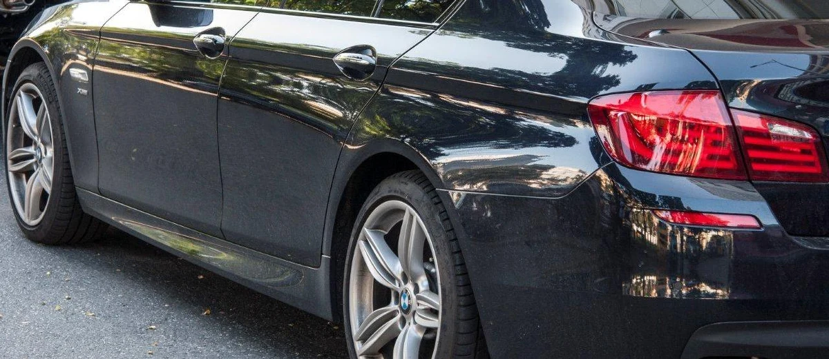 Policjanci stołecznego wydziału do walki z przestępczością samochodową rozbili gang "Suchego", który specjalizował się w kradzieżach określonych marek i modeli samochodów na terenie Warszawy i okolic. Zatrzymano dwóch mężczyzn, notowanych już za kradzieże aut.