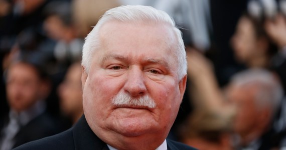 Były prezydent Lech Wałęsa trafił do szpitala w Gdańsku z powodu problemów z krążeniem. Jego syn Jarosław przyznał, że wyniki niektórych z badań są "niepokojące". W tej sytuacji nie wiadomo, czy Wałęsa weźmie udział - tak jak zapowiadał - w zaplanowanej na poniedziałek kontrmanifestacji smoleńskiej.