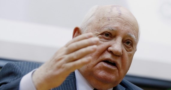 Ostatni przywódca ZSRR Michaił Gorbaczow bardzo pozytywnie ocenił pierwsze spotkanie prezydenta Rosji Władimira Putina z amerykańskim prezydentem Donaldem Trumpem. "Bardzo wymowny jest już sam fakt, że do niego doszło, zwłaszcza skoro osiągnięto konstruktywne porozumienia" - powiedział agencji Interfax Gorbaczow, nawiązując do częściowego zawieszenia broni w Syrii, które ma się rozpocząć w niedzielę.