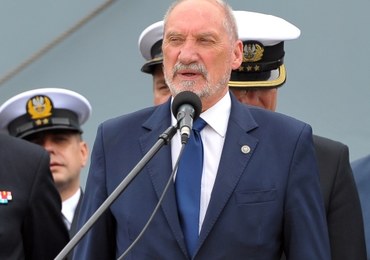 Szef MON o wydarzeniach w Hamburgu: To przykład na brak obrony własnego narodu