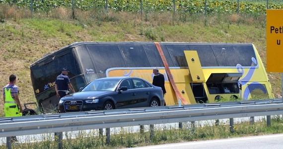 ​26 polskich obywateli podróżujących autokarem, który uległ wypadkowi w pobliżu miejscowości Subotica w Serbii, w środę ma być już w Polsce. W wypadku obrażenia poniosło 20 Polaków. Zmarła jedna osoba.