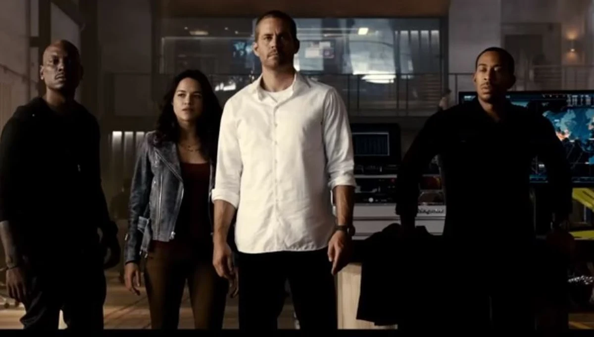 Opublikowany w serwisie YouTube w 2012 roku teledysk do piosenki "Gangnam Style" stracił tytuł najczęściej wyświetlanego wideo. Jego miejsce zajął utwór poświęcony zmarłemu Paulowi Walkerowi, stworzony na potrzeby "Szybcy i wściekli 7".