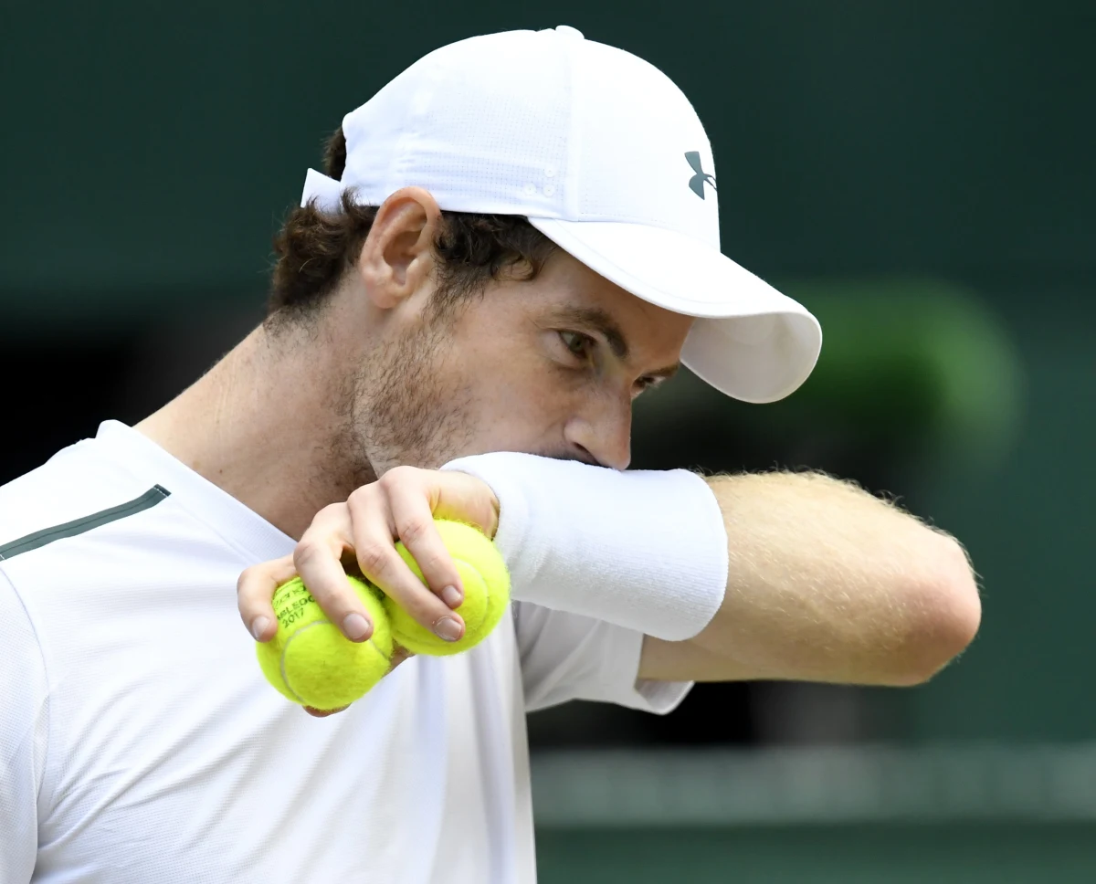 Najwyżej rozstawiony, broniący tytułu Andy Murray odpadł z Wimbledonu! Brytyjczyk przegrał z Amerykaninem Samem Querreyem (nr 24.) 6:3, 4:6, 7:6 (7-4), 1:6, 1:6 w ćwierćfinale wielkoszlemowego turnieju tenisowego na trawiastych kortach.