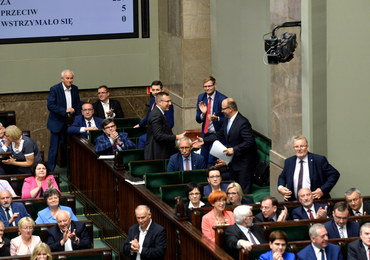 Sejm uchwalił nowelę o KRS i zmiany w ustroju sądów! 