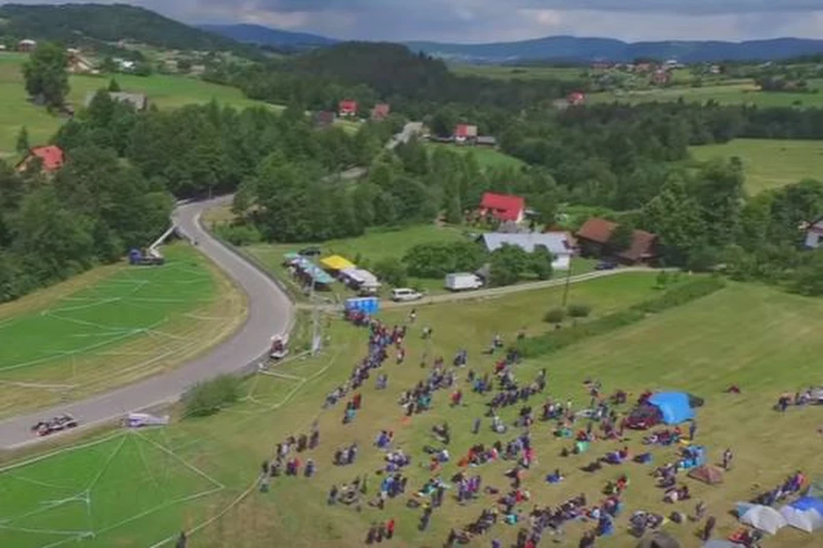 "Wyścig w Limanowej jest specyficzny, trasa jest pełna energii" – mówi znakomity słowacki zawodnik Igor Drotar, przed tegorocznym wyścigiem w Limanowej. Impreza wystartuje już w najbliższy weekend. Drotar wygrał w ubiegłym roku rywalizację w swojej kategorii, a także zdobył tytuł mistrza Polski. "Zawodnicy z Polski są bardzo, bardzo dobrzy i szybcy. Z nimi jest ciężko rywalizować" - mówi.