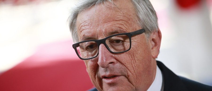 Komisja Europejska na wniosek jej szefa Jean-Claude'a Junckera zajmie się w przyszłym tygodniu sytuacją w Polsce w ramach procedury praworządności - poinformowała rzeczniczka KE Mina Andreewa. Dodała, że Komisja z niepokojem śledzi wydarzenia w Polsce.