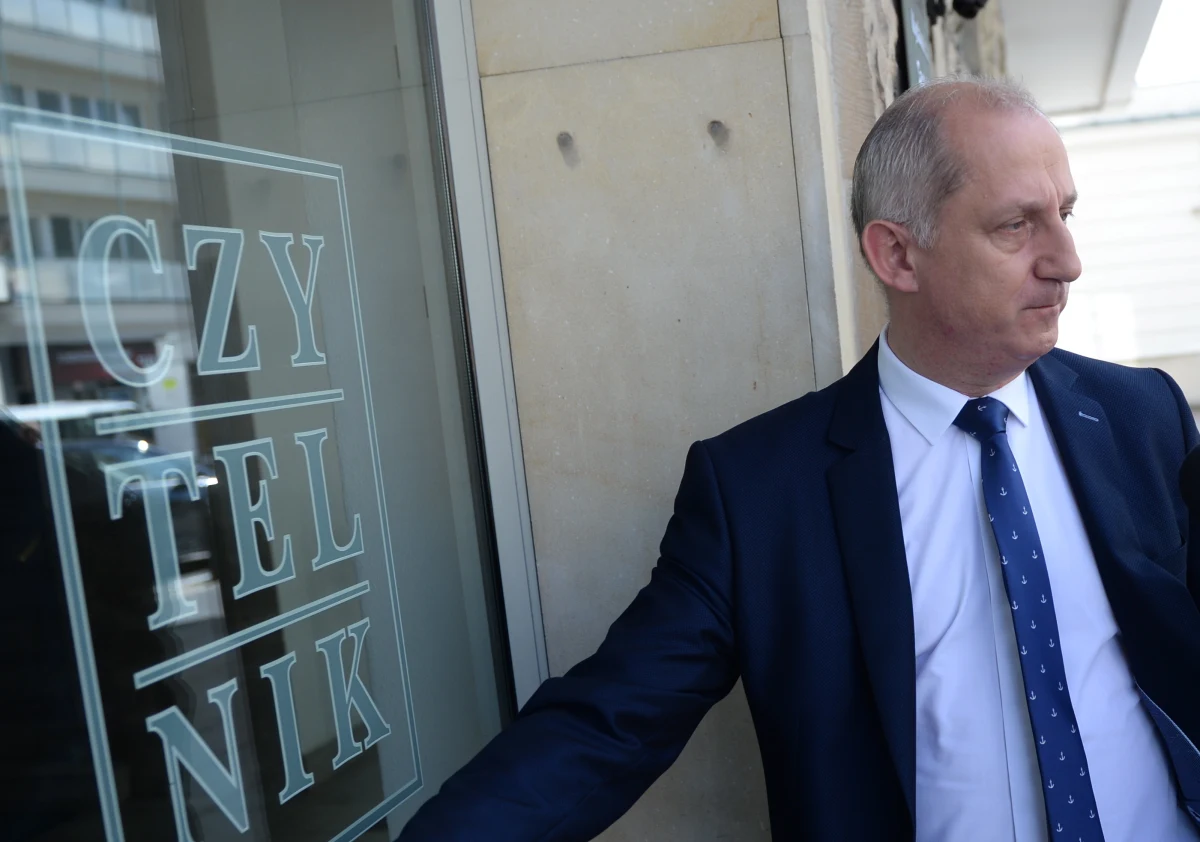 Straszenie posłów opozycji, że będą wykluczeni z życia publicznego i zajmie się nimi prokuratura, to "nieprawdopodobnie haniebna rzecz", ale "nie robi to na nas wrażenia pośle Kaczyński" - mówił na briefingu w Sejmie szef klubu PO Sławomir Neumann.