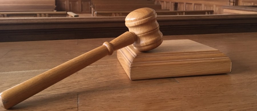 Mężczyzna, który pięć lat temu zastrzelił siedem osób na uniwersytecie Oikos w Kalifornii, został skazany przez sąd w Oakland na siedmiokrotne dożywocie bez prawa do wcześniejszego zwolnienia. W kwietniu 2012 roku One Goh wszedł do budynku prywatnego uniwersytetu na przedmieściach San Francisco i zaczął strzelać do studentów i pracowników uczelni.