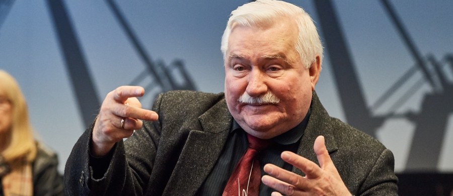 "Wzywam do zdecydowanej Solidarnej obrony zdobyczy 1980 roku" - napisał na swoim facebookowym profilu były prezydent Lech Wałęsa. To jego odpowiedź na zapowiadane na najbliższe dni protesty związane z wprowadzanymi przez PiS zmianami w sądownictwie. 