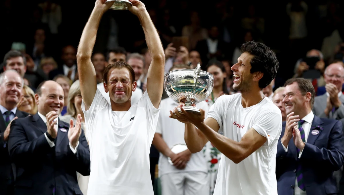Łukasz Kubot i Brazylijczyk Marcelo Melo pokonali w finale wielkoszlemowego Wimbledonu autriacko-chorwacki duet Oliver Marach – Mate Pavić 5:7, 7:5, 7:6 (7-2), 3:6, 13:11. To drugi wielkoszlemowy tytuł Polaka, który poprzednio również triumfował w deblu. W 2014 roku, w parze z Robertem Lindstedtem, wygrał Australian Open.