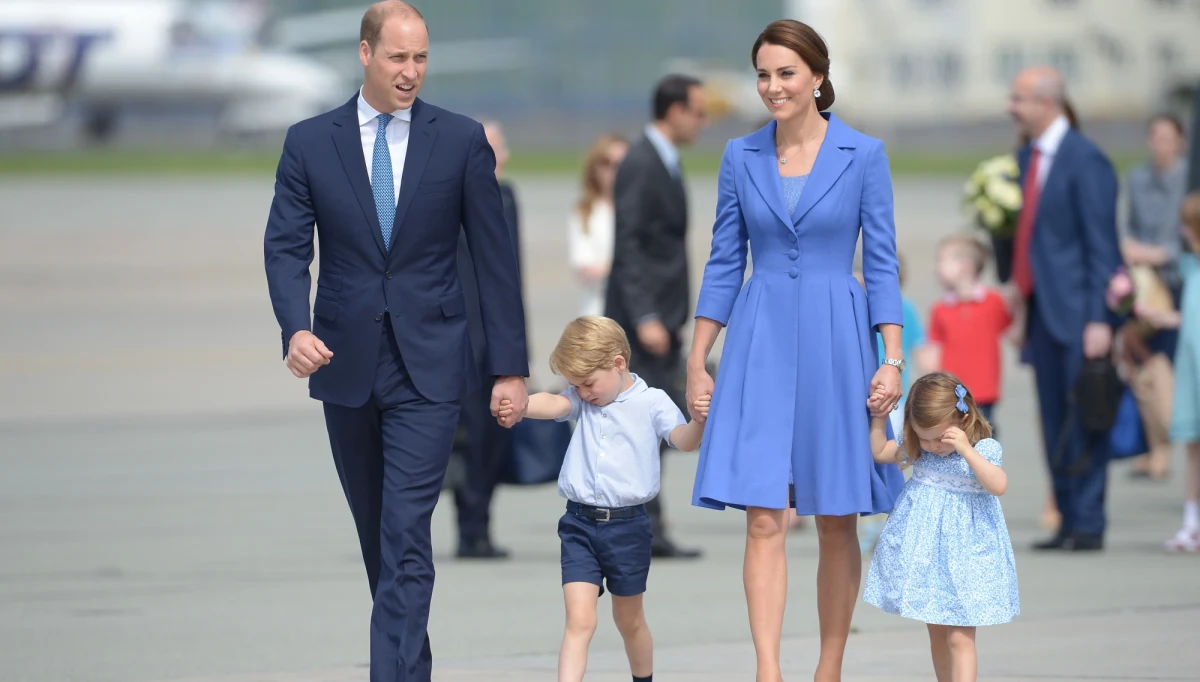 ​Para książęca, William i Kate - po trzydniowej wizycie w Polsce - odleciała w środę przed godz. 11 z warszawskiego lotniska Chopina do Berlina.