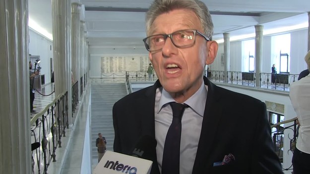 Piotrowicz (PiS) o debacie i pracach sejmu ws. zmian w sądownictwie (TV Interia).