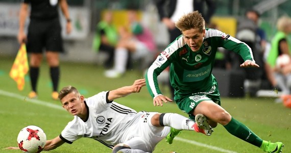 Piłkarze Legii Warszawa wygrali z fińskim IFK Mariehamn 6:0 w rewanżowym meczu drugiej rundy kwalifikacji Ligi Mistrzów. Bramkę zdobył już w 6. minucie Guilherme, w 37. minucie samobójczego gola strzelił Kristian Kojola, a zaledwie trzy minuty później piłkę w bramkę Finów wpakował Michał Kucharczyk, któremu asystował Michał Mączyński. Po przerwie padły kolejne trzy gole: w 55. minucie zdobył go Michał Kucharczyk, w 80. - Sebastian Szymański, dwie minuty później piłka po raz kolejny wylądowała w bramce Finów - gola zdobył Konrad Michalak.