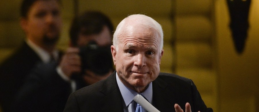 ​U republikańskiego senatora z Arizony Johna McCaina lekarze zdiagnozowali raka mózgu (glejaka) - poinformowało biuro polityka. Rozważane są możliwe metody leczenia, m.in. chemioterapia i naświetlenie.