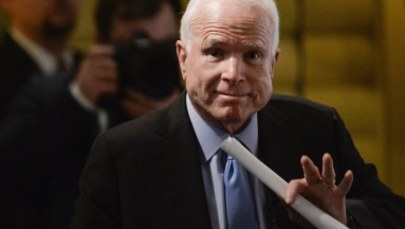 John McCain o zmianach w polskich sądach: To krok wstecz dla demokracji