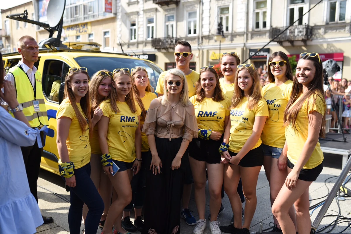 ​Słoneczny Patrol RMF FM szalał w tym tygodniu w Radomiu! Razem z Margaret biliśmy rekord w śpiewaniu polskich wakacyjnych hitów! Za tydzień bawimy się w Gdańsku. Dołącz do naszej szalonej wakacyjnej akcji!