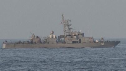 Amerykański okręt wojenny oddał strzały ostrzegawcze w kierunku irańskiej łodzi