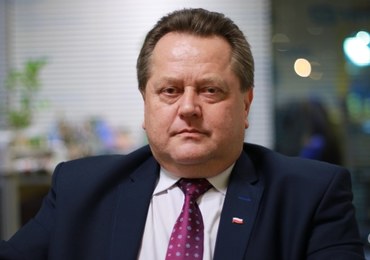 Wiceminister Jarosław Zieliński miał wypadek. "Bogu dzięki, że wszyscy wyszliśmy cało"