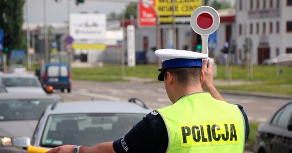 Pościg transgraniczny w okolicach Bolesławca na Dolnym Śląsku. Policja szuka złodzieja paliwa, który uciekał autostradą A4 w kierunku Wrocławia. 