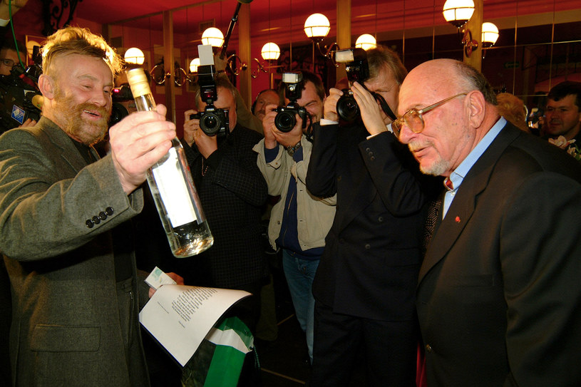 Jerzy Hoffman w Kętrzynie podczas festiwalu Walkiria opowiadał o kulisach kręcenia swoich największych dzieł. Przyznał, że Bohuna w "Ogniem i mieczem" miał zagrać znany polski aktor, ale ze względu na zdjęcia do innego filmu niestety nie mógł wystąpić.