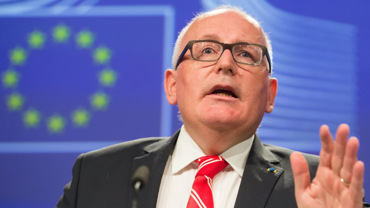 31 sierpnia komisja Parlamentu Europejskiego ds. wolności obywatelskich, sprawiedliwości i spraw wewnętrznych ma debatować z wiceszefem Komisji Europejskiej Fransem Timmermansem nt. praworządności w Polsce. Debatę - jak wynika z kalendarza prac komisji - zaplanowano na półtorej godziny.