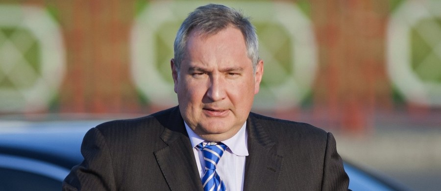 ​Rosja przygotowuje sankcje wobec osób, które podjęły decyzję o zakazie przelotu nad Rumunią samolotu lecącego do stolicy Mołdawii Kiszyniowa, gdzie wicepremier Dmitrij Rogozin miał się spotkać z prezydentem Mołdawii i z liderem separatystycznego Naddniestrza. "Odpowiedź oczywiście będzie. Ustalimy dokładnie, kto stał za tą decyzją w Kiszyniowie, Bukareszcie, Budapeszcie, Brukseli...Nasze sankcje będą bardzo precyzyjne, skierowane pod właściwym adresem" - powiedział wicepremier Rogozin w telewizji Rossija-24.