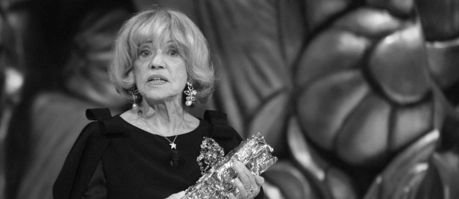 W wieku 89 lat zmarła francuska aktorka kinowa i teatralna Jeanne Moreau - poinformował w poniedziałek jej agent.