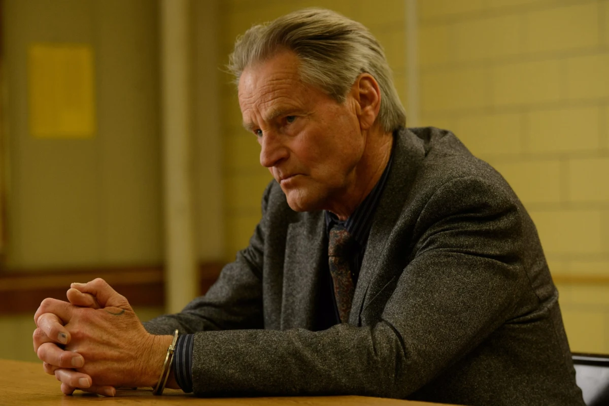 ​Amerykański aktor i dramaturg Sam Shepard nie żyje - informują amerykańskie media. Zmarł w wieku 73 lat w swoim domu w Kentucky. Polska publiczność znała go między innymi z takich filmów jak "Helikopter w ogniu" czy "Raport Pelikana". Shepard miał 73 lata.
