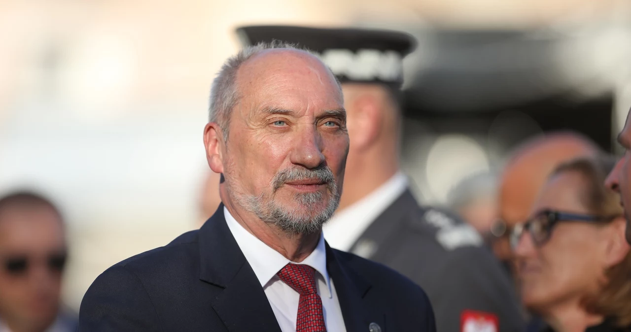 Szef MON Antoni Macierewicz 