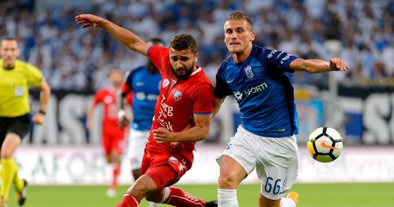 Piłkarze Lecha Poznań zremisowali z FC Utrecht 2:2 (1:1) w rewanżowym spotkaniu trzeciej rundy kwalifikacyjnej Ligi Europejskiej i odpadli z rozgrywek. Pierwszy mecz w Holandii zakończył się bezbramkowym remisem.